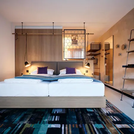 Hotel Zur Post 4*