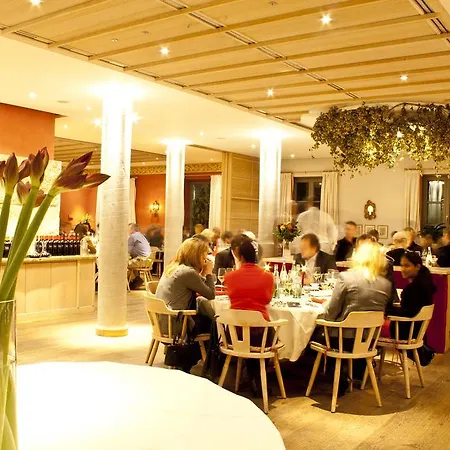 Szálloda Zur Post Aschheim