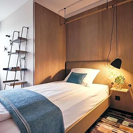 Otel Zur Post 4*
